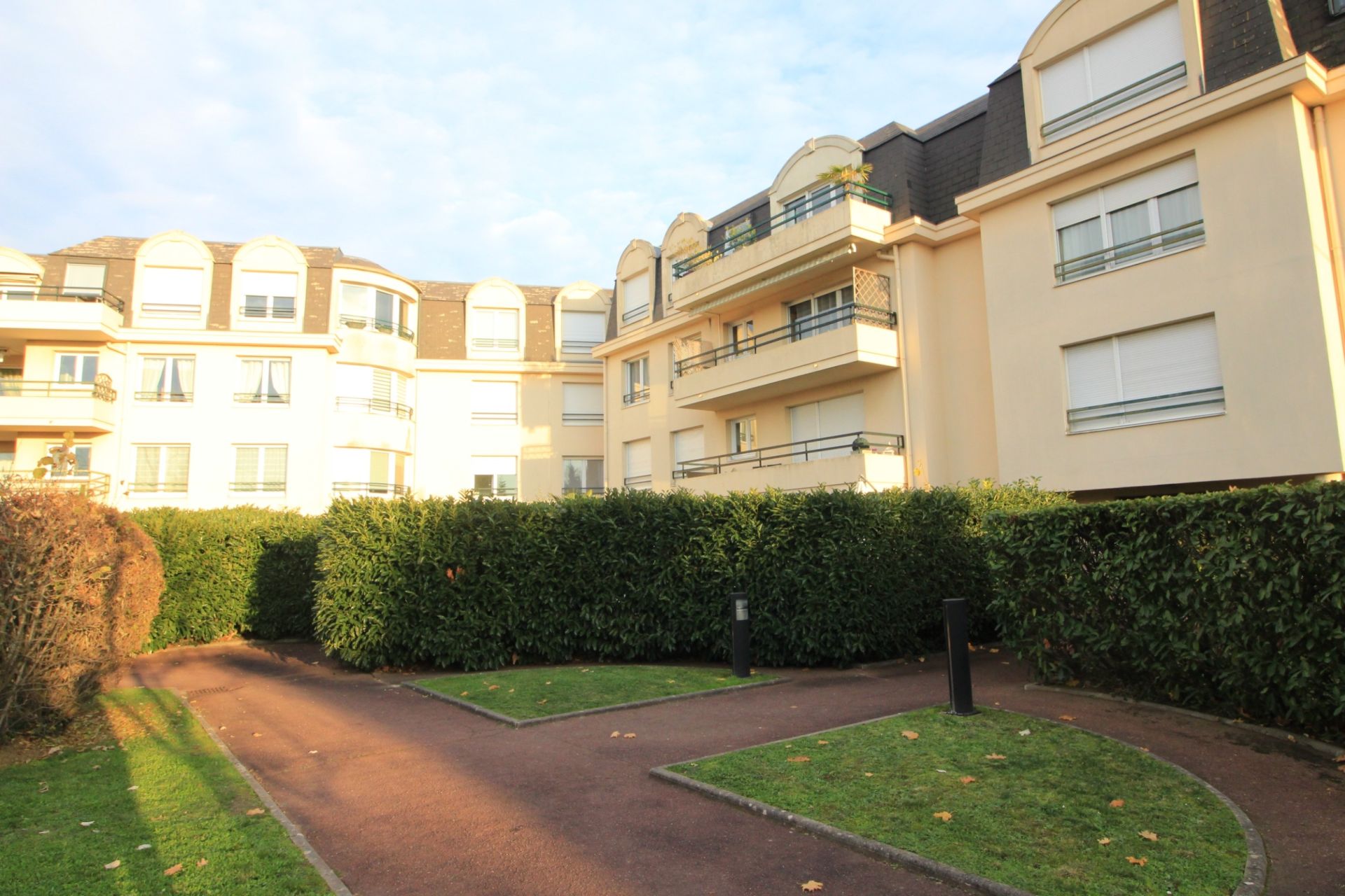 Vente Appartement 1&nbsp;pièce 23.12&nbsp;m² Carrières-sur-Seine