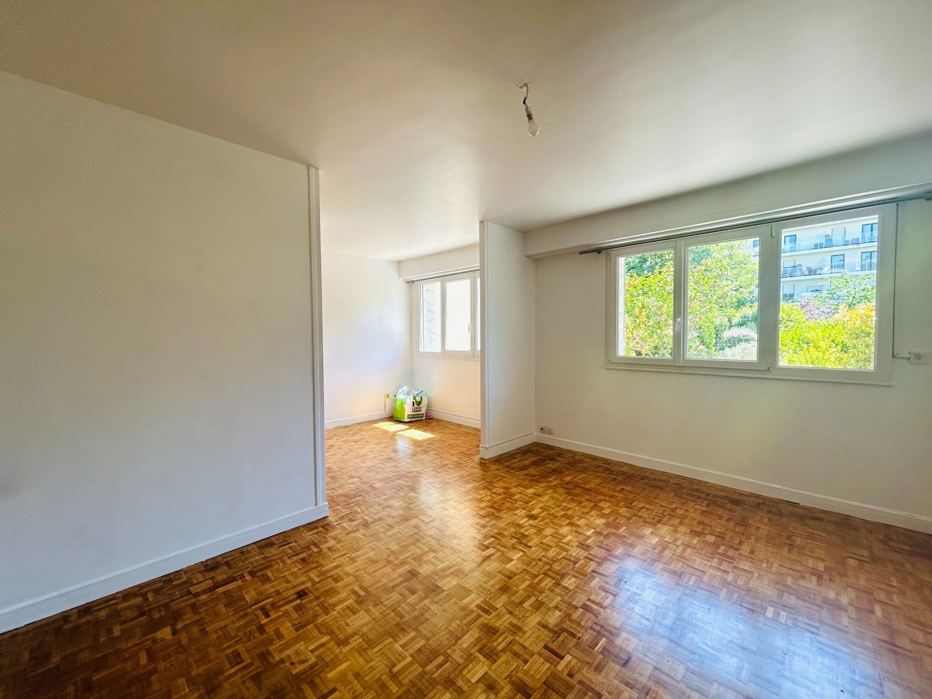 Rental Apartment 2 rooms 65.69 m² Le Vésinet