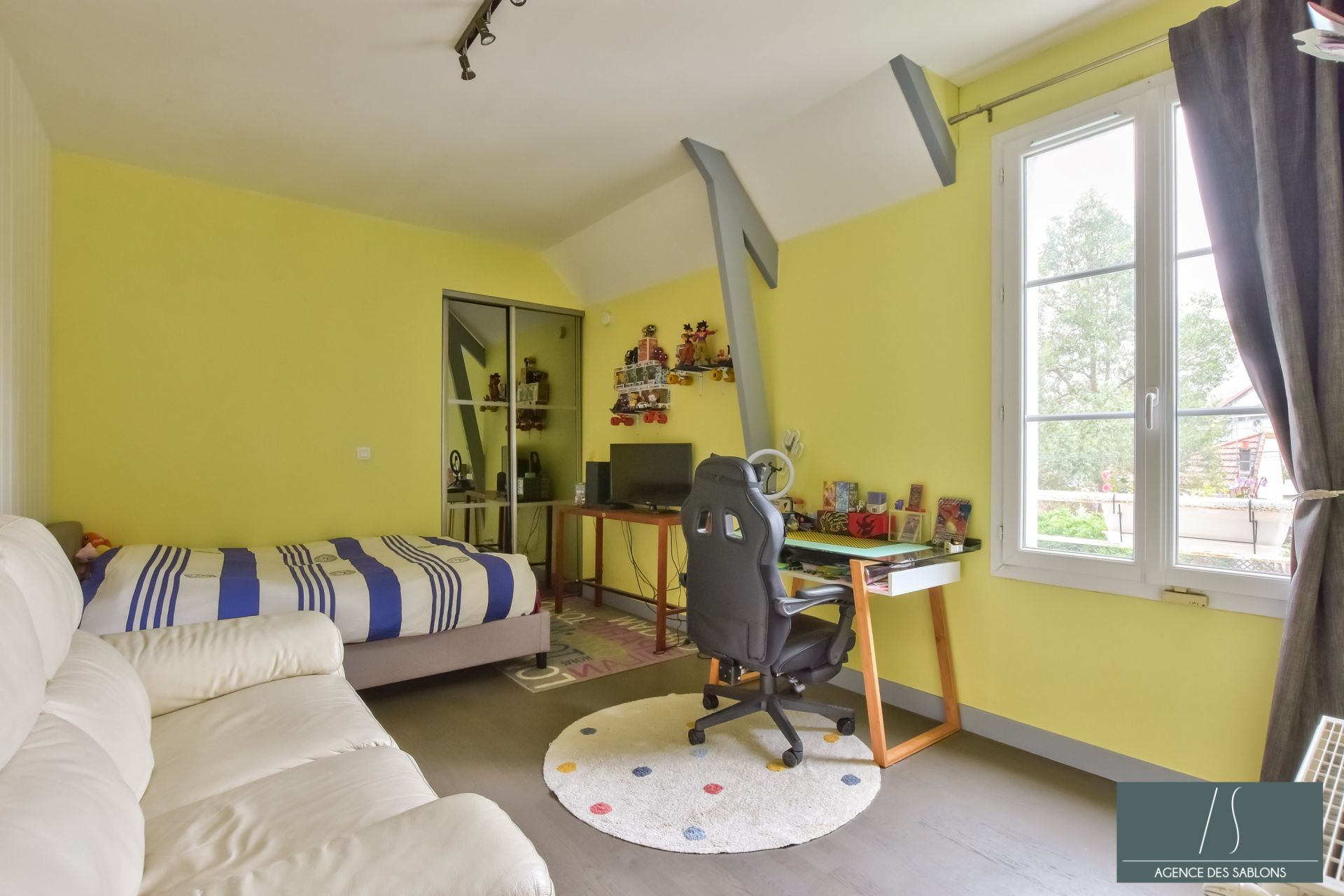 Vente Maison 6 Pièces 135 m² Chatou