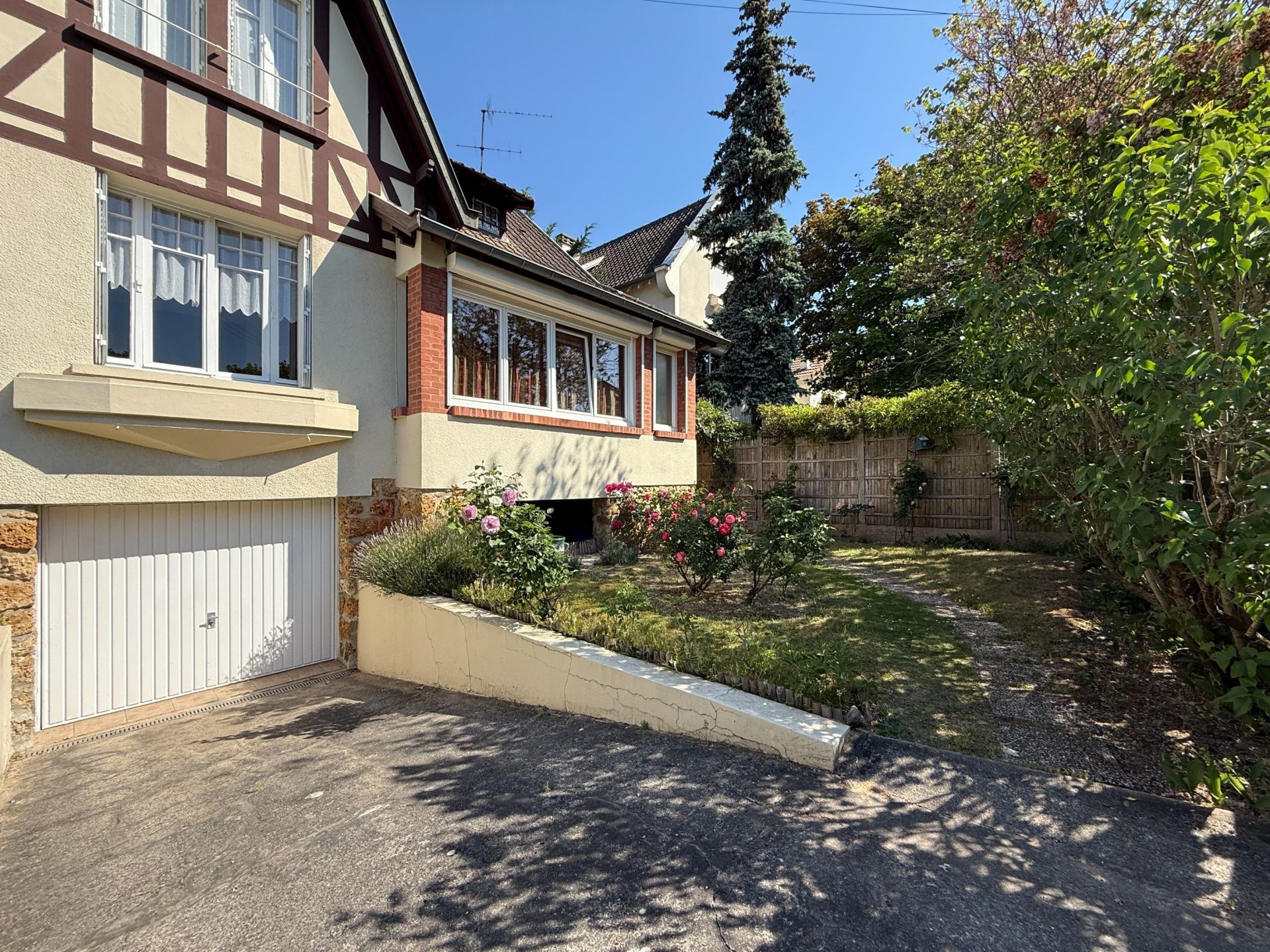 Sale House 5 rooms 110 m² Le Vésinet