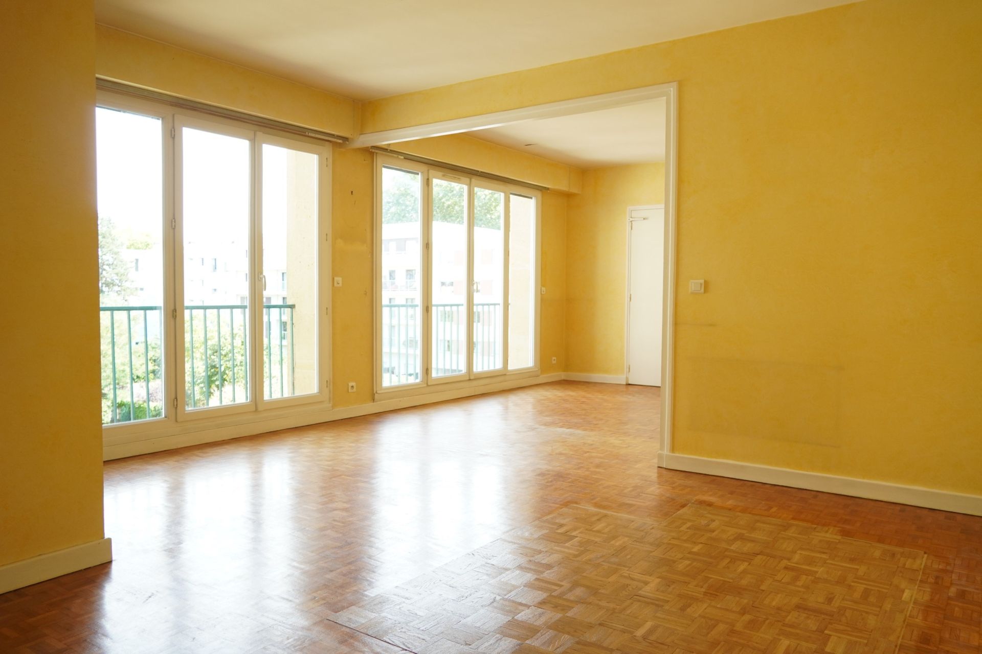 Sale Apartment 5 rooms 103 m² Le Vésinet