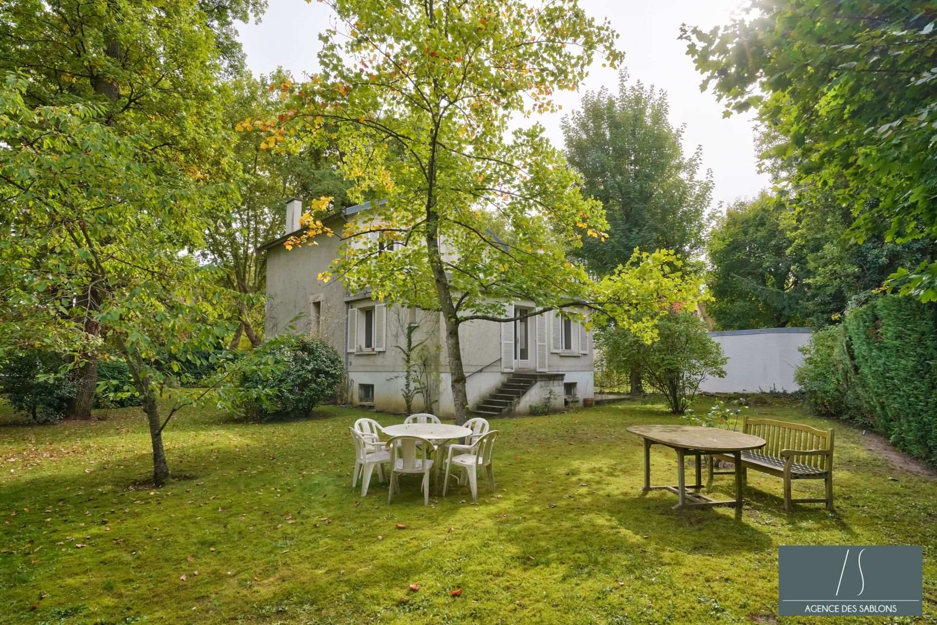 Sale House 7 rooms 145 m² Le Vésinet