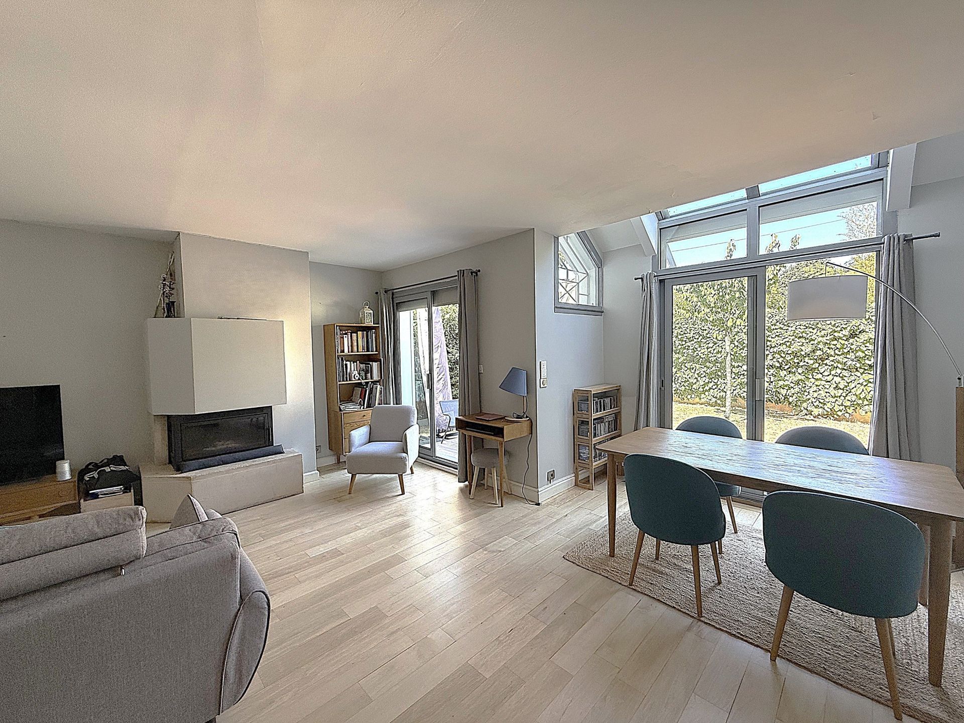 Sale House 6 rooms 120 m² Le Vésinet