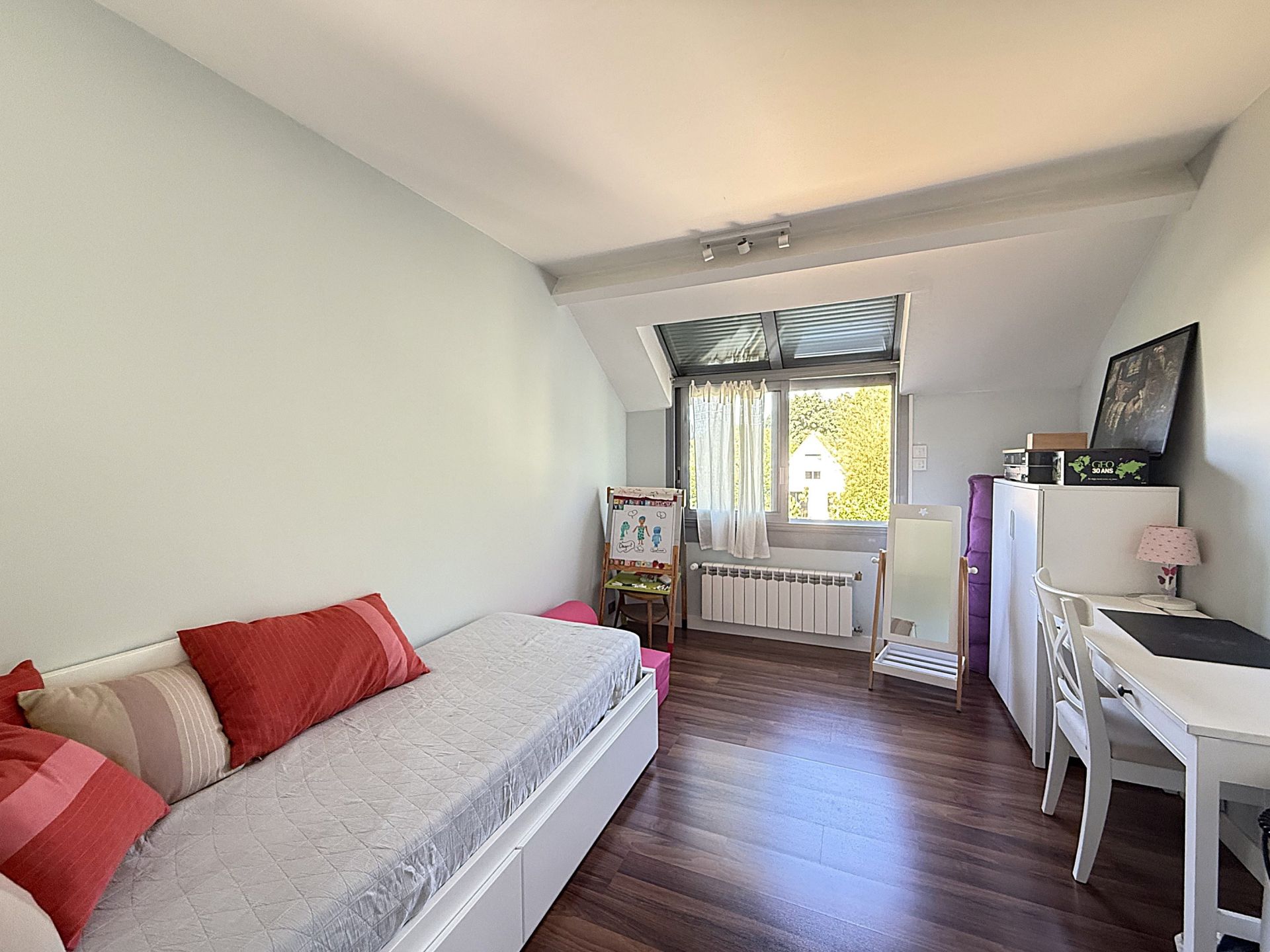 Sale House 6 rooms 120 m² Le Vésinet