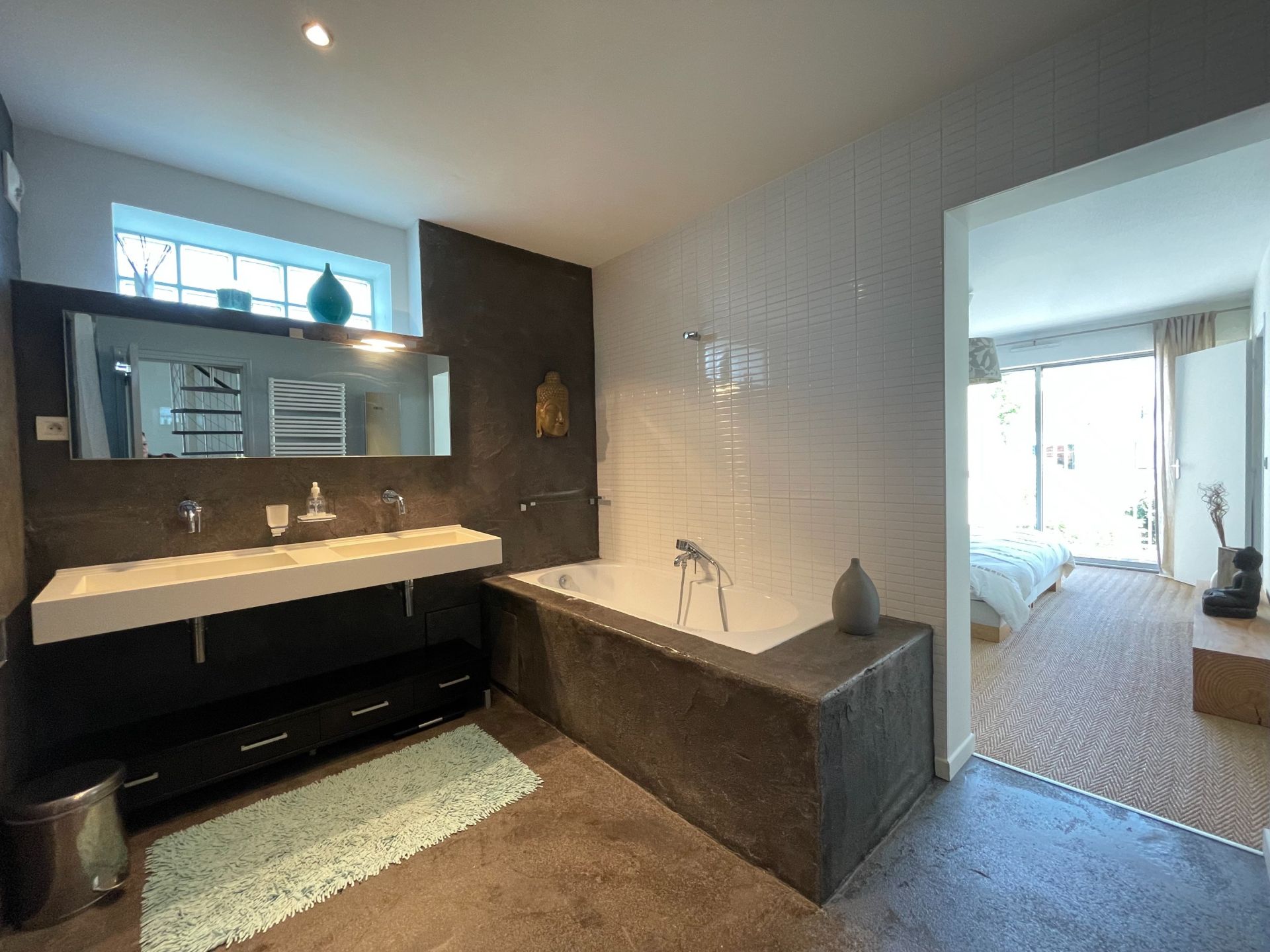 Location Loft 5 Pièces 140 m² Montesson