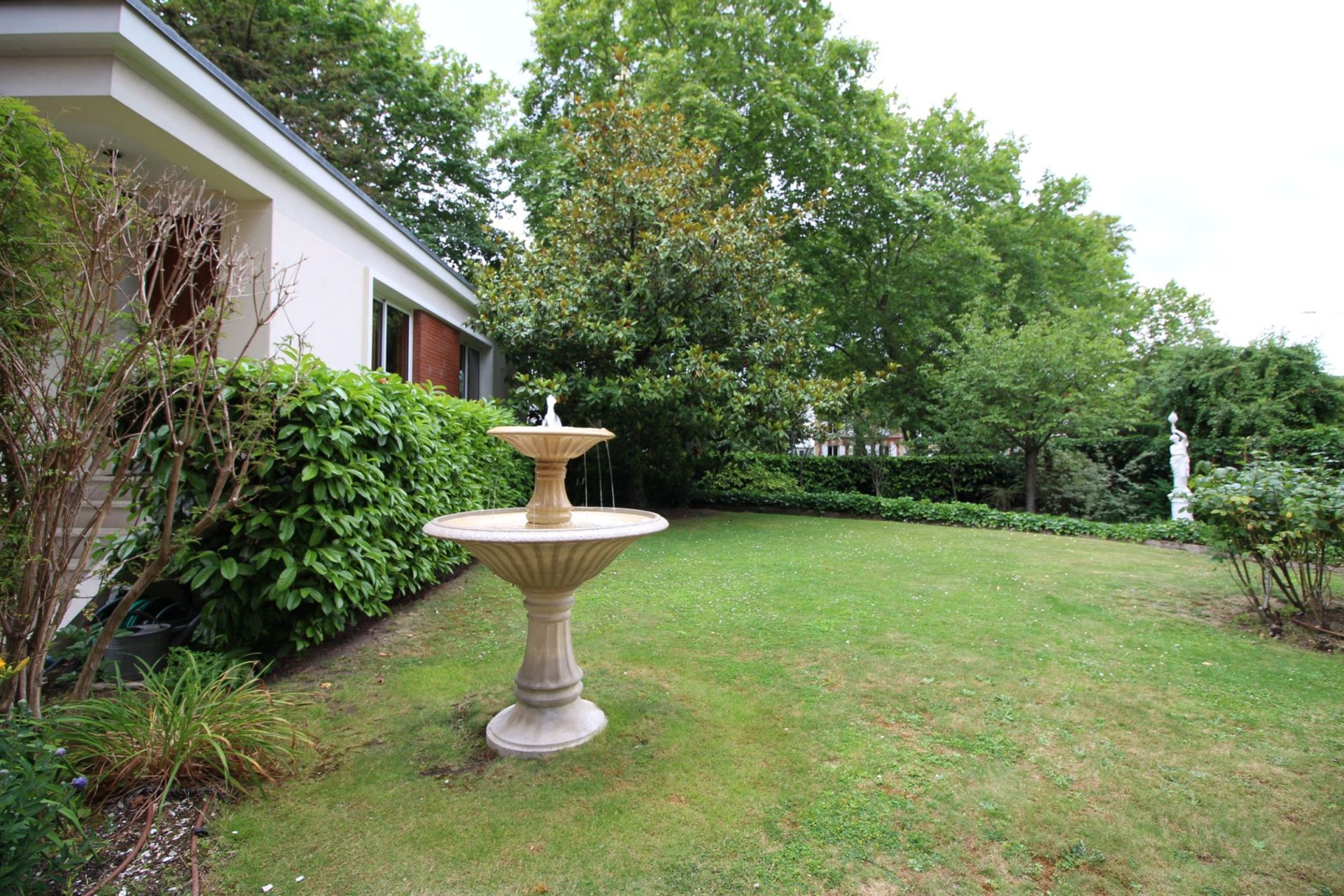 Sale House 7&nbsp;rooms 160&nbsp;m² Le Vésinet