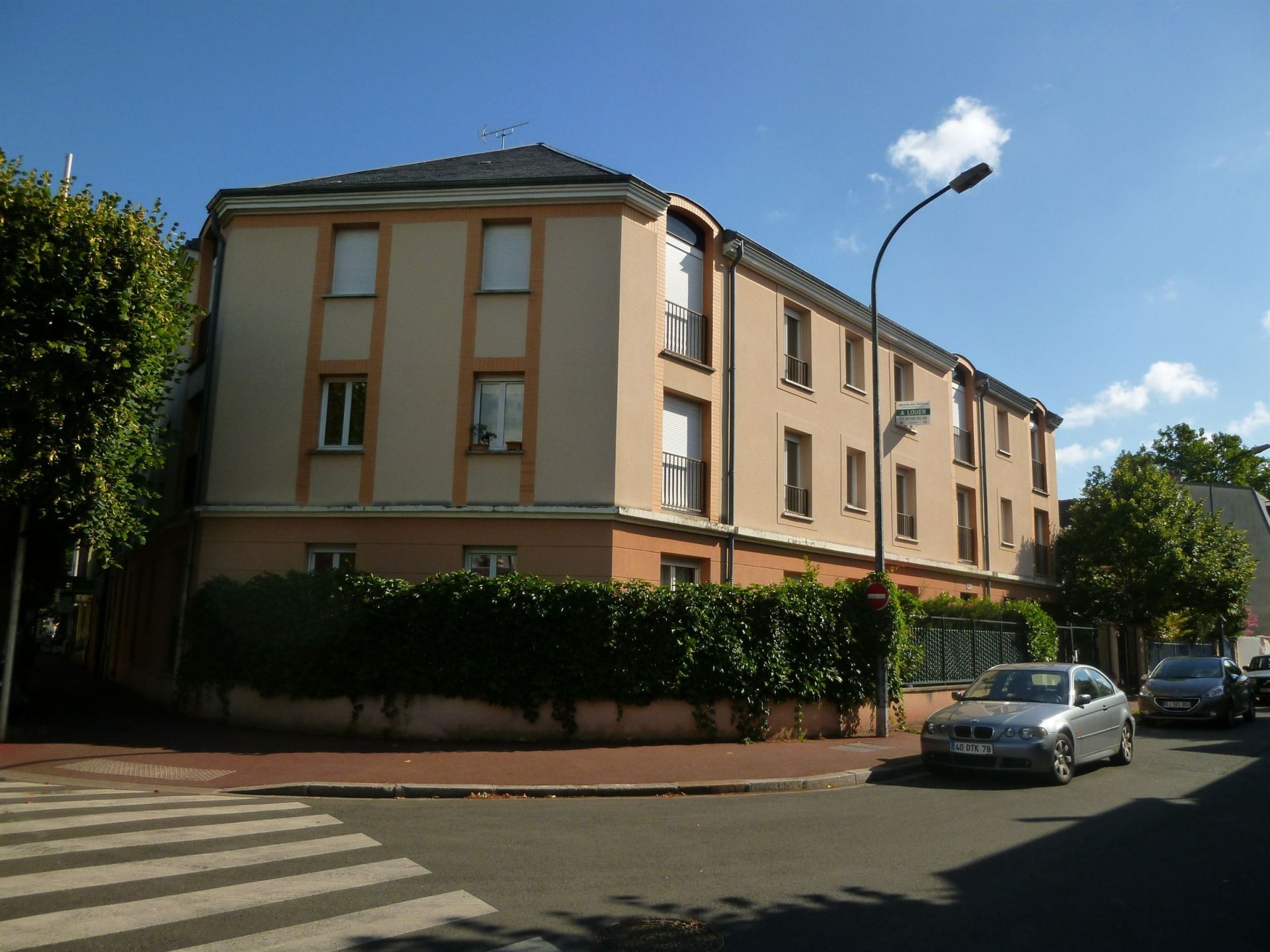 Sale Apartment 1&nbsp;room 28&nbsp;m² Le Vésinet