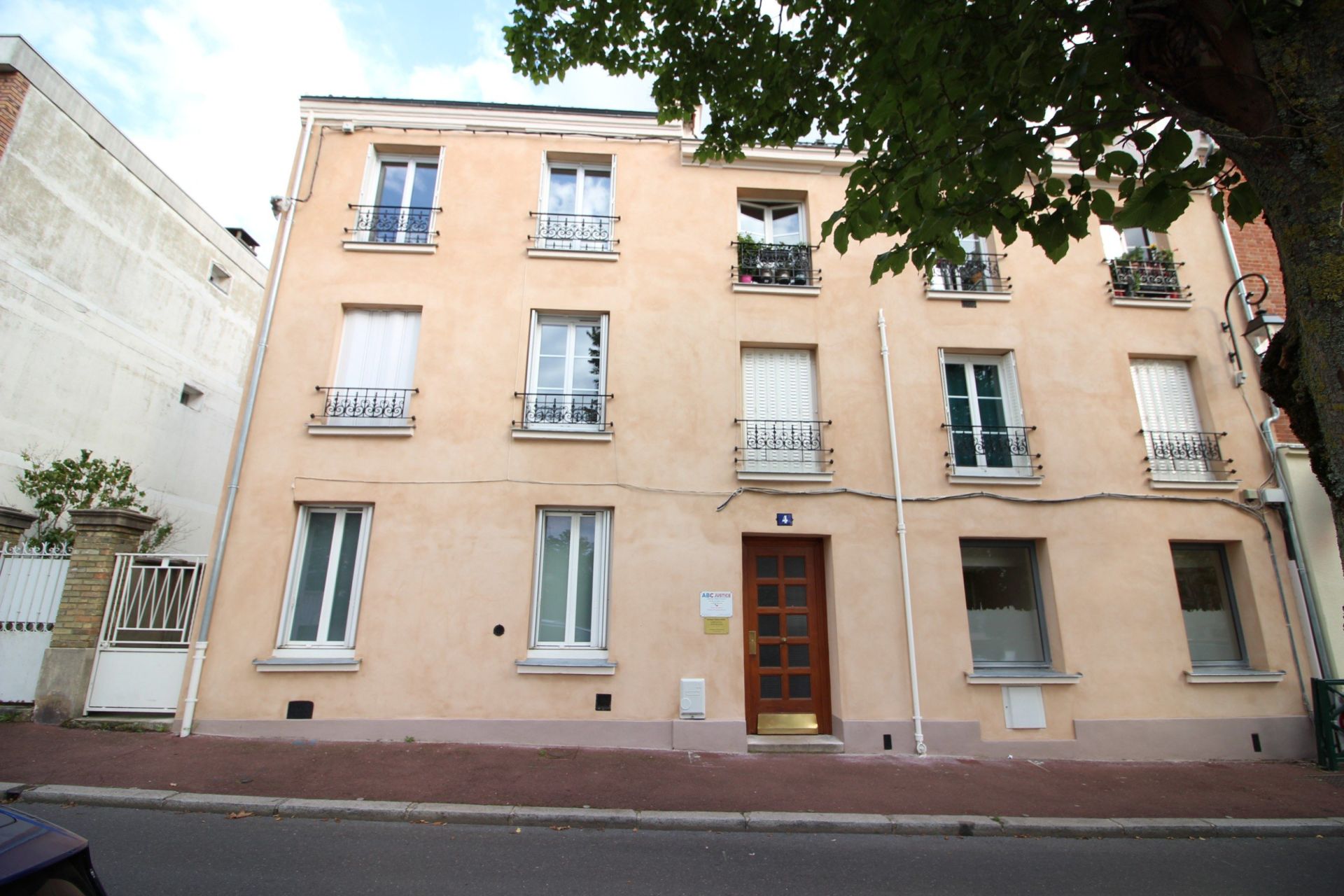 Sale Apartment 3 rooms 45 m² Le Vésinet