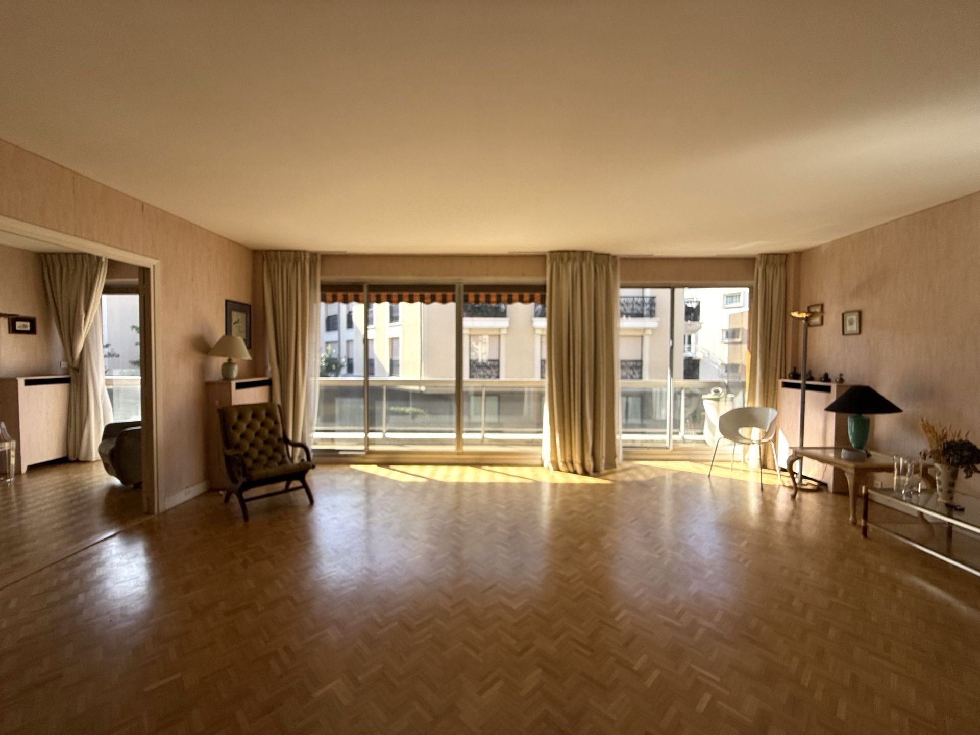 Sale Apartment 6 rooms 119.7 m² Le Vésinet