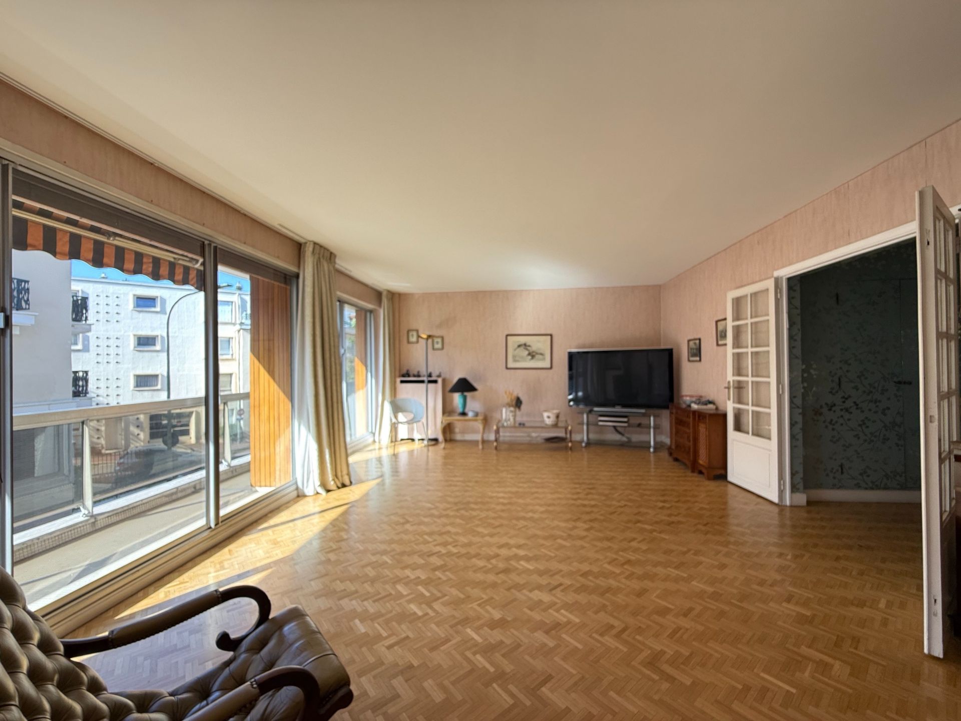 Sale Apartment 6 rooms 119.7 m² Le Vésinet