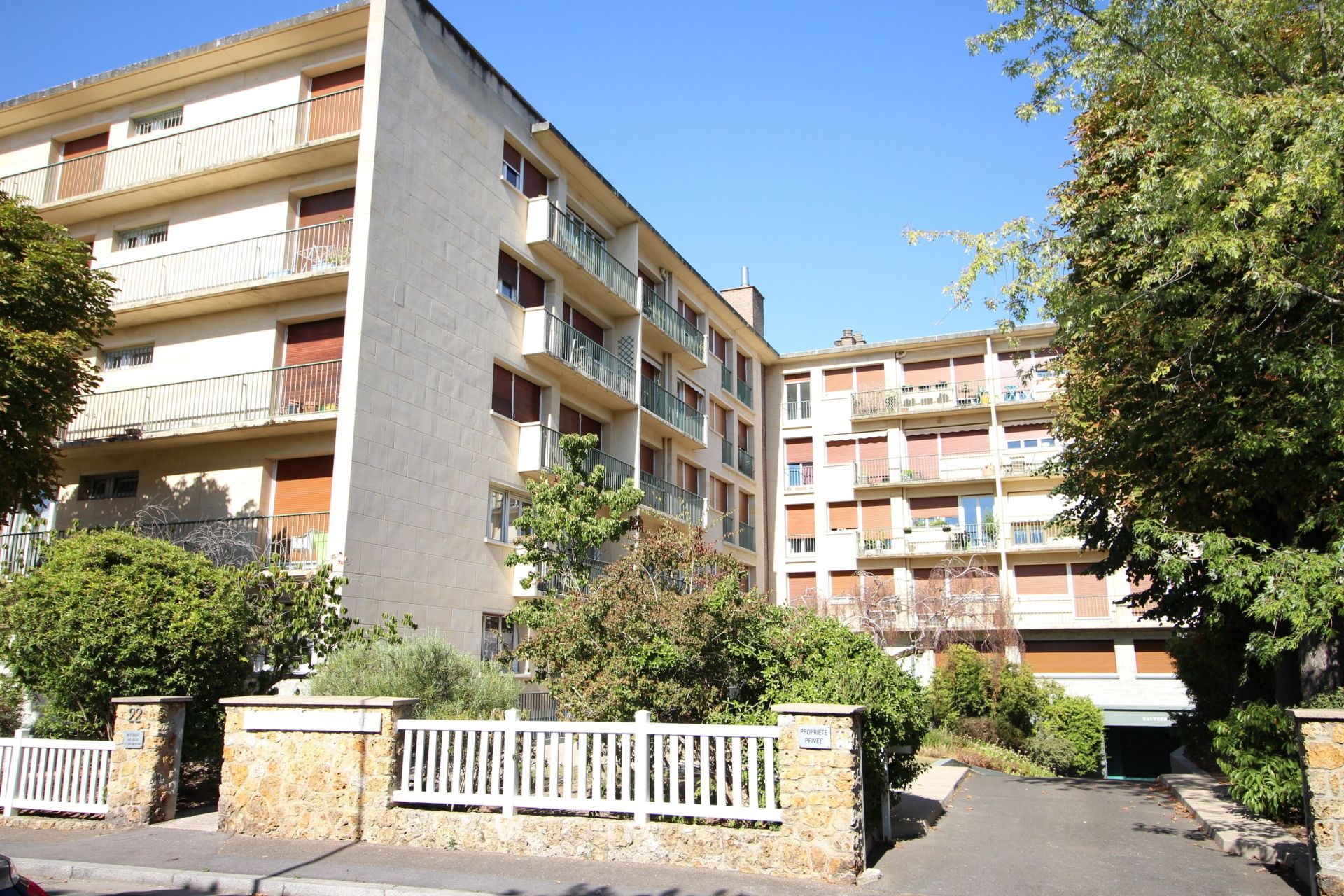 Sale Apartment 5&nbsp;rooms 103&nbsp;m² Le Vésinet