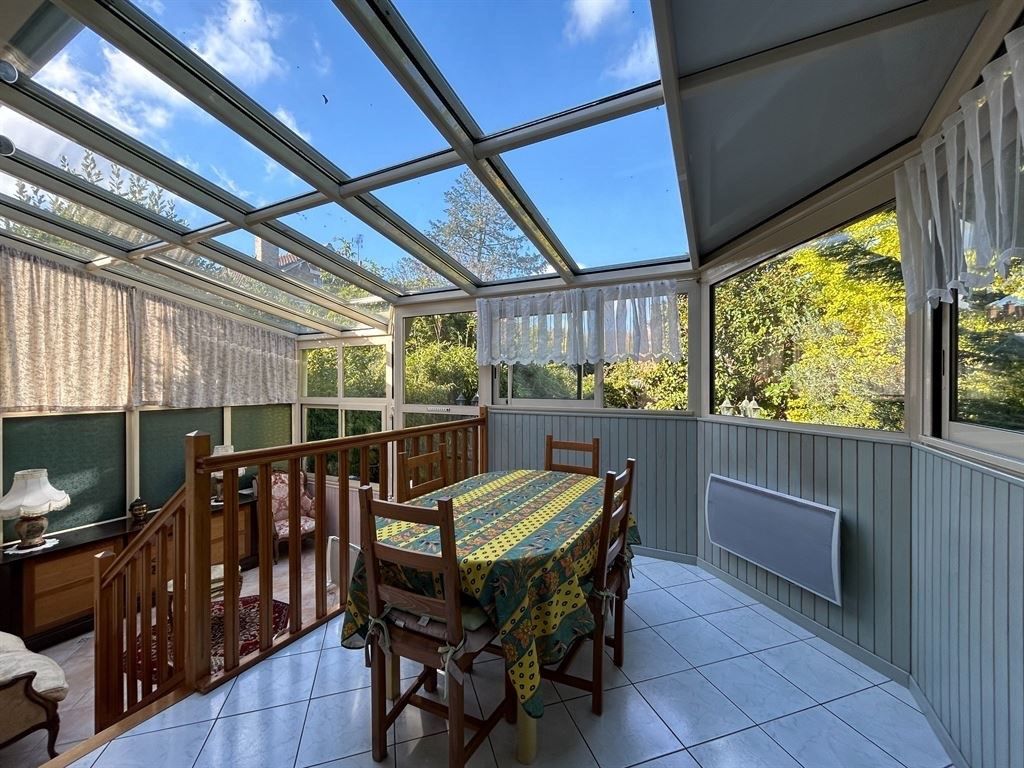 Sale House 5&nbsp;rooms 110&nbsp;m² Le Vésinet