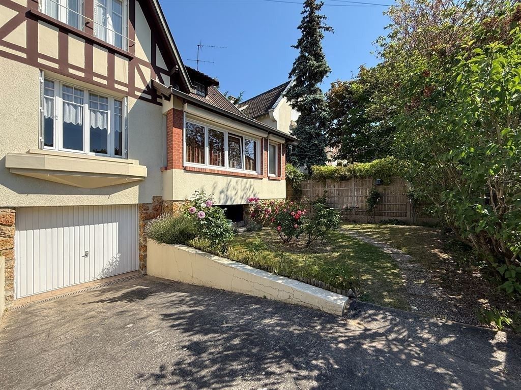Sale House 5&nbsp;rooms 110&nbsp;m² Le Vésinet