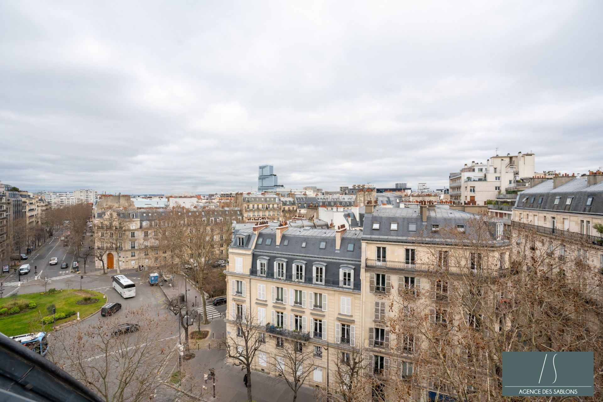 Vente Appartement 6&nbsp;Pièces 128&nbsp;m² Paris 17