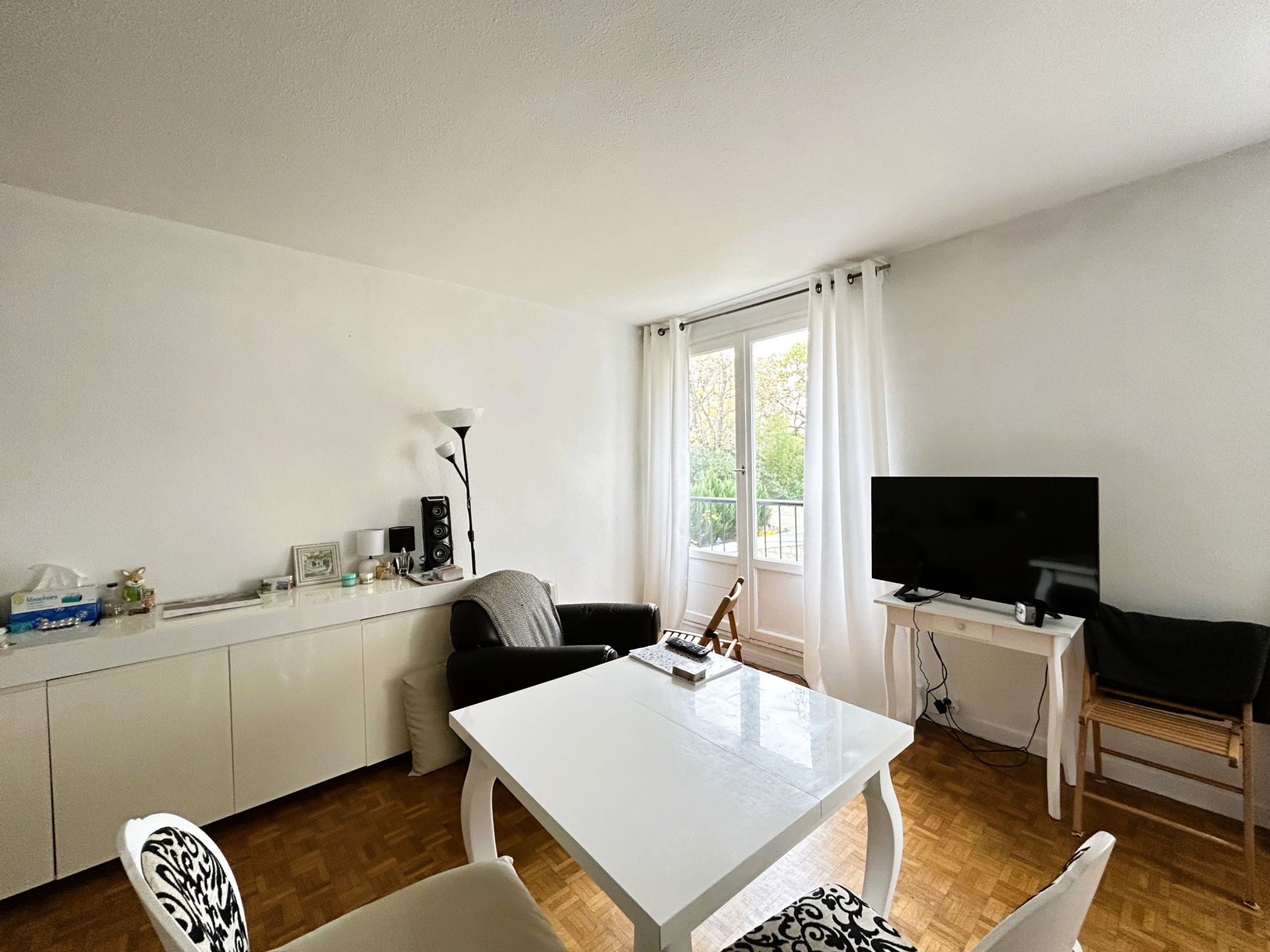 Sale Apartment 1&nbsp;room 28&nbsp;m² Le Vésinet