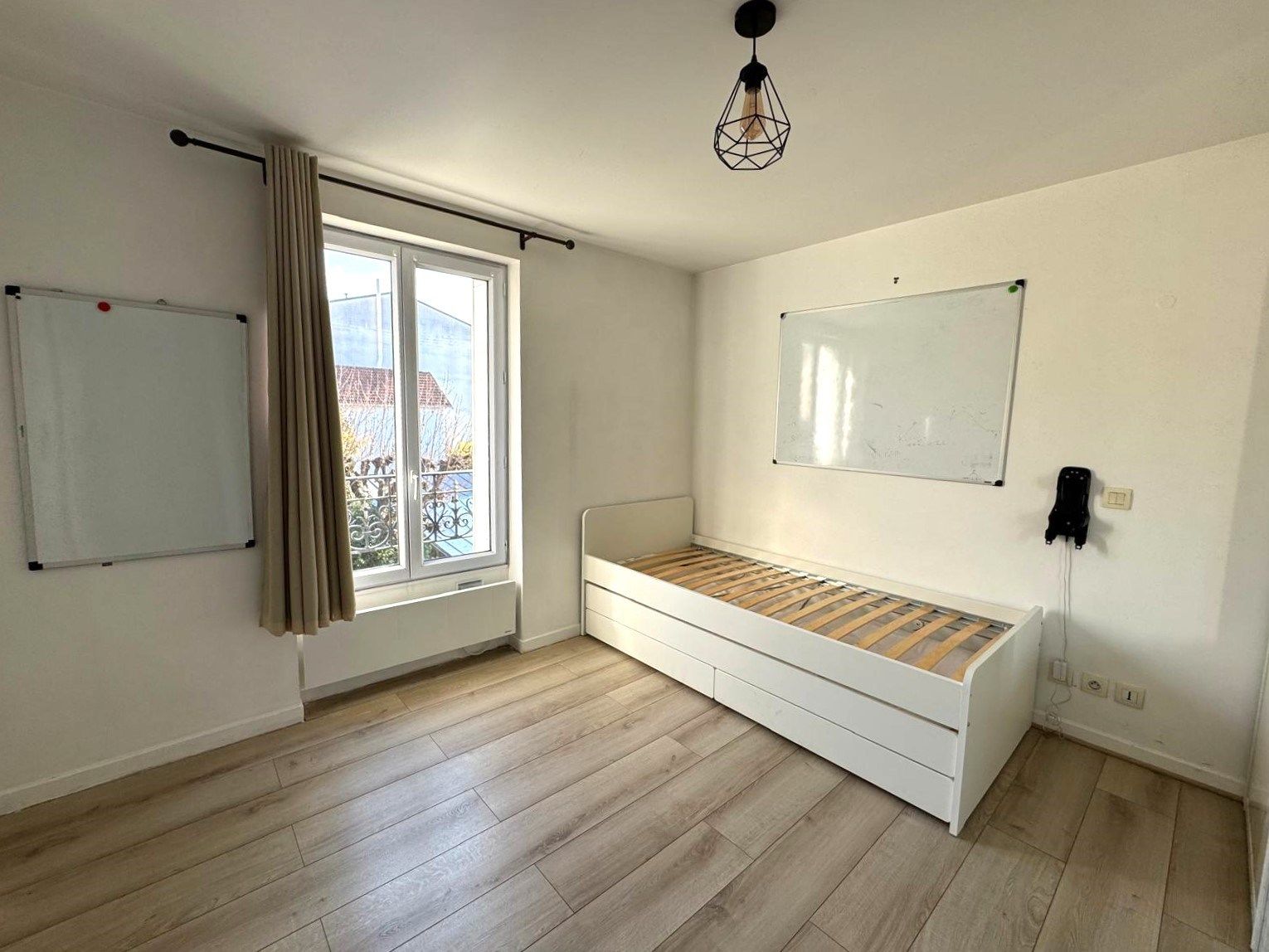 Location Appartement 3&nbsp;Pièces 43&nbsp;m² Le Vésinet