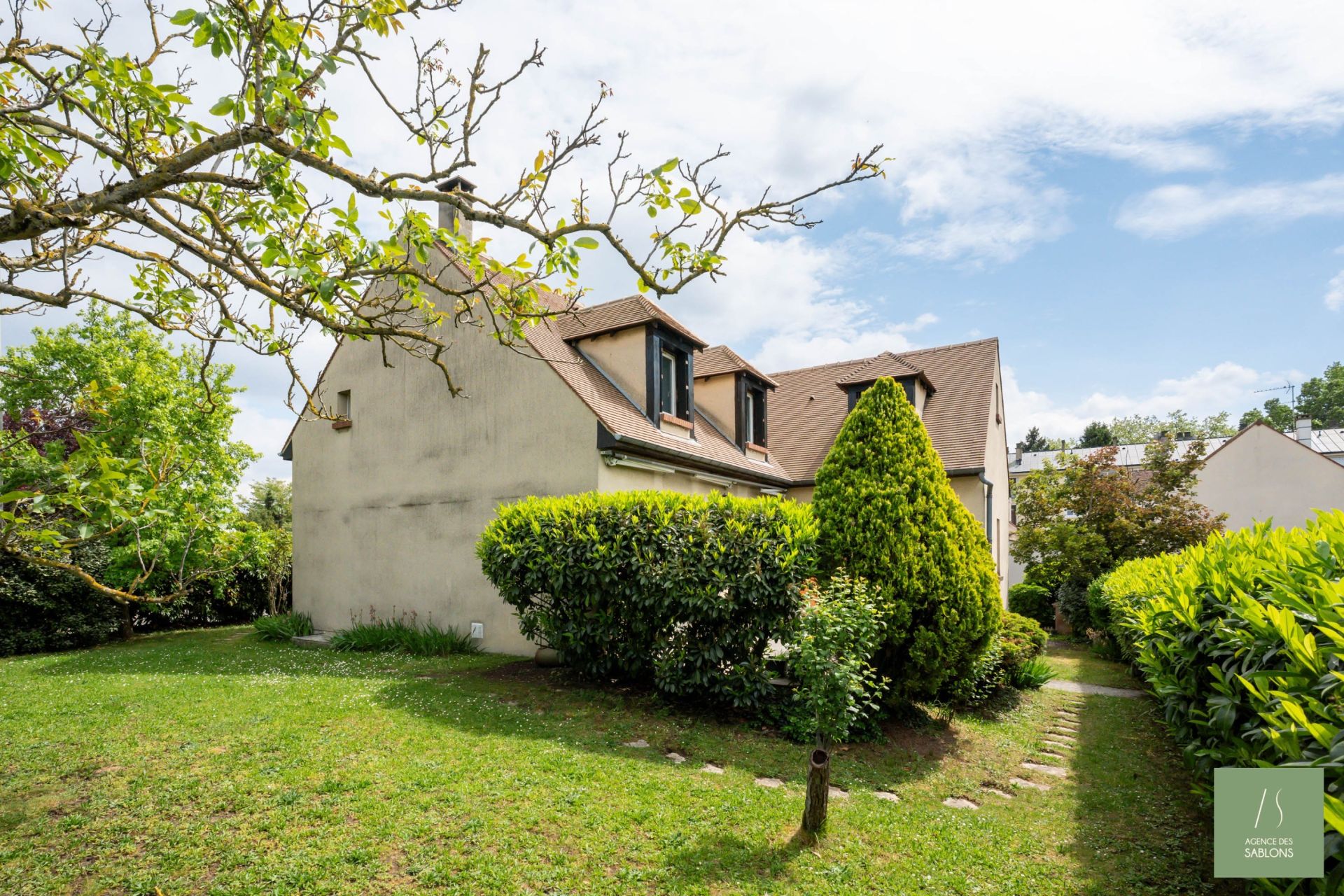 Vente Maison 9&nbsp;Pièces 180&nbsp;m² Montesson
