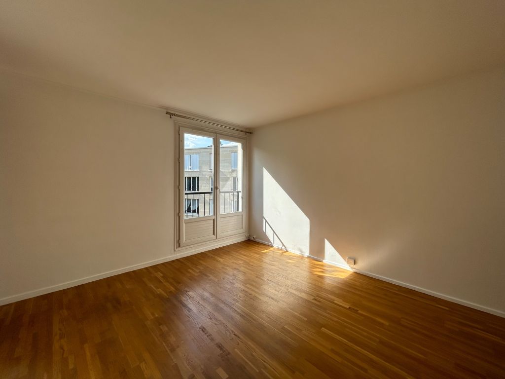 apartment 1 room for sale on LE VESINET (78110)