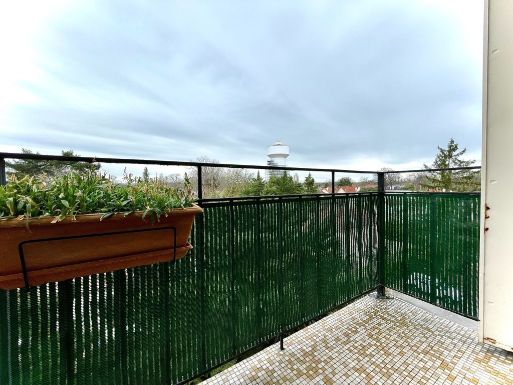 apartment 2 rooms for sale on CHATOU (78400) - See details