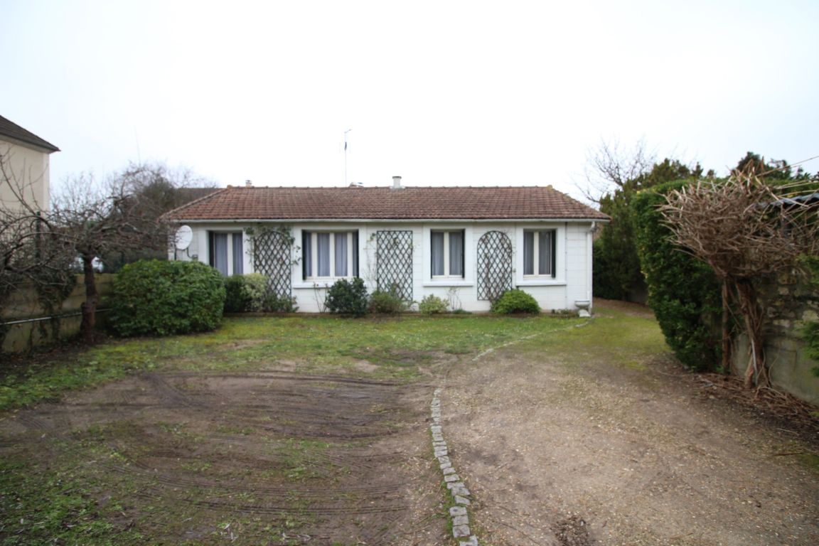 house 5 rooms for sale on CARRIERES SUR SEINE (78420) - See details