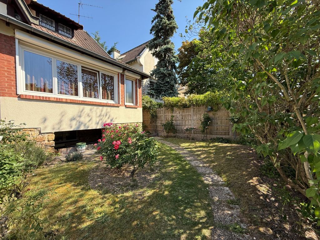 maison 5 Pièces en vente sur LE VESINET (78110) - Plus de details