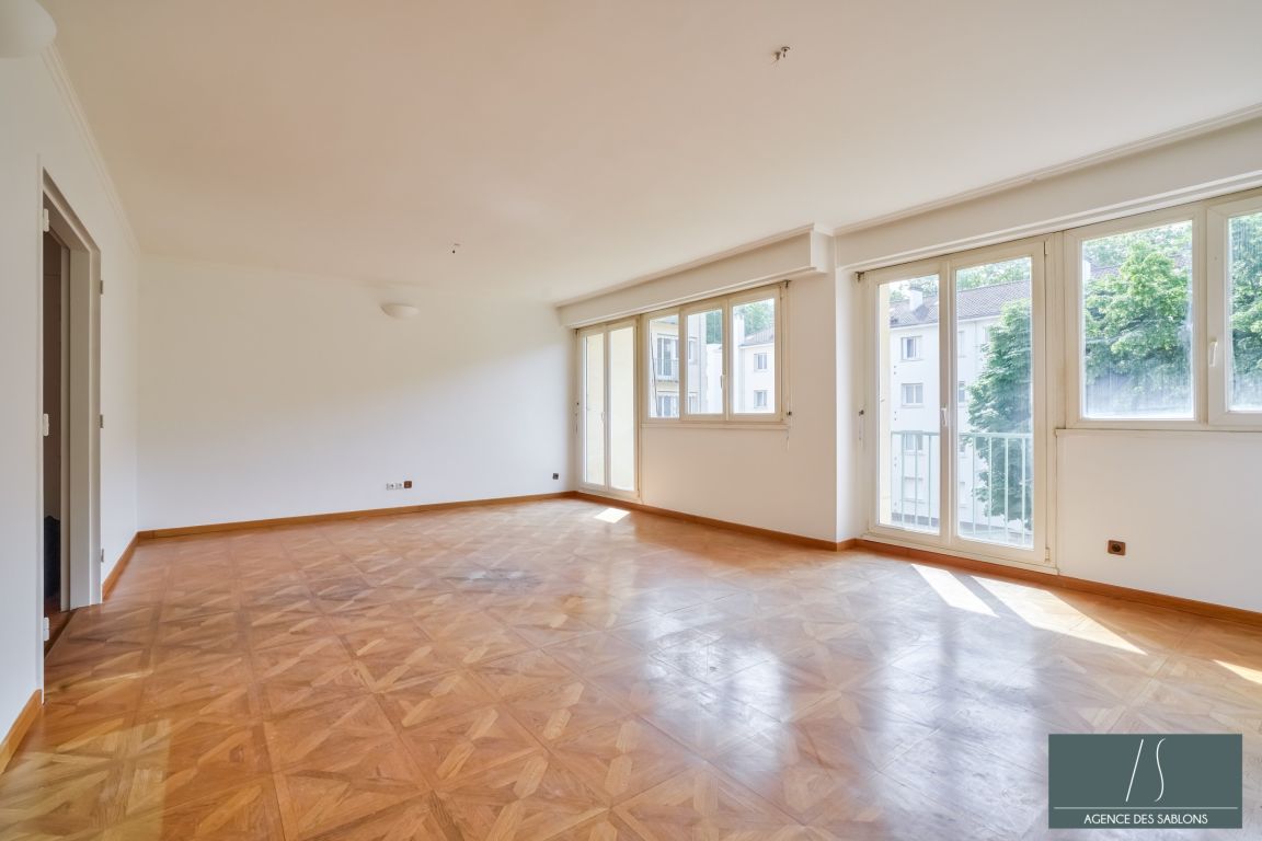 Sale Apartment 5 rooms 115 m² Le Vésinet