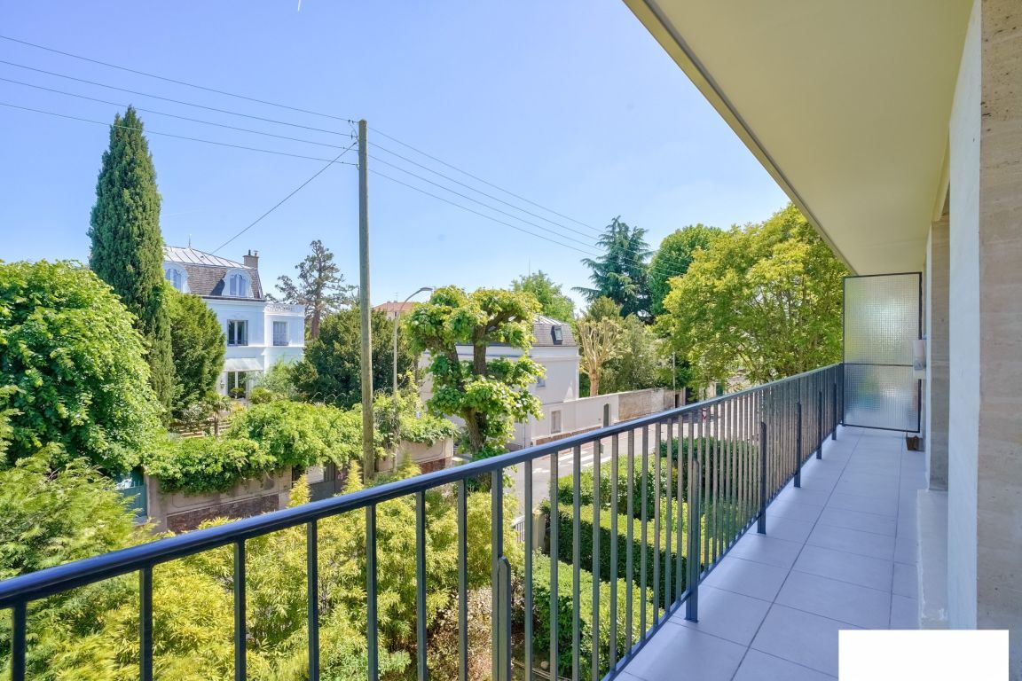 apartment 4 rooms for sale on CHATOU (78400) - See details
