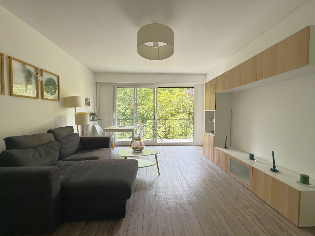 Sale Apartment 2 rooms 47.83 m² Le Vésinet