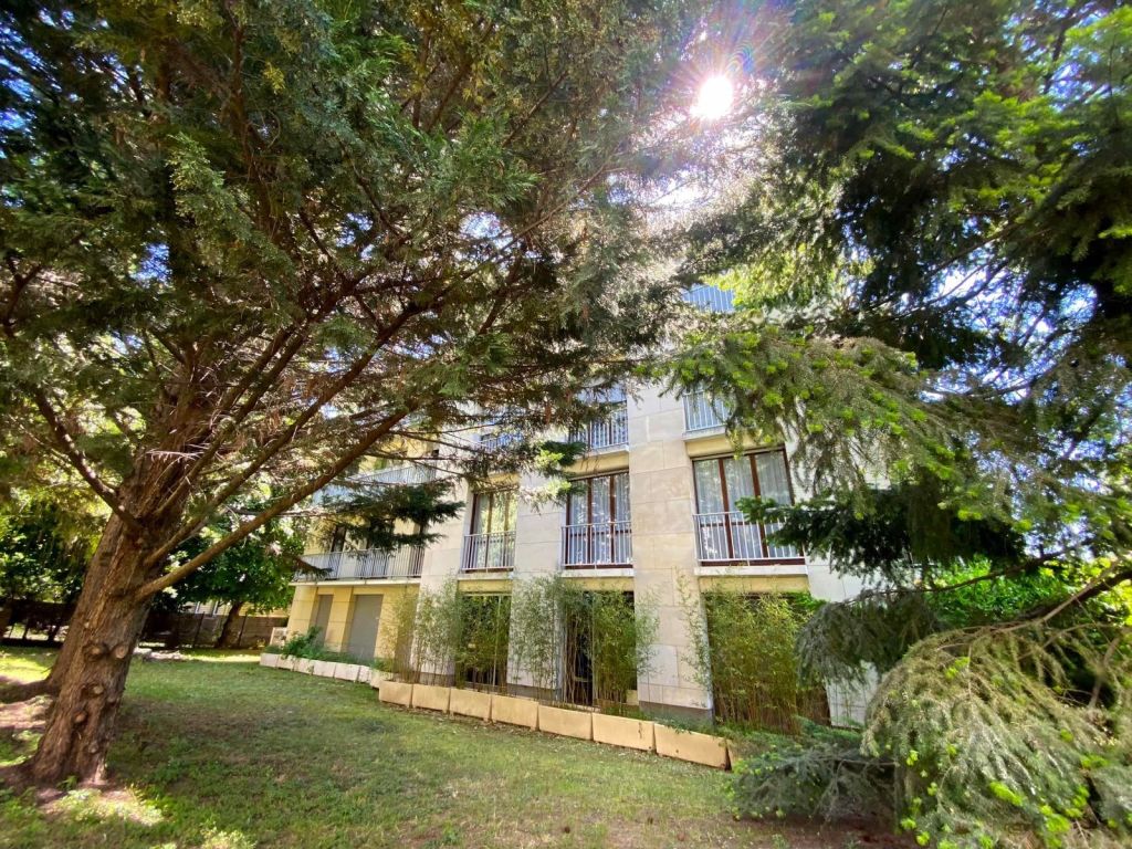 appartement 3 Pièces en location sur CHATOU (78400) - Plus de details