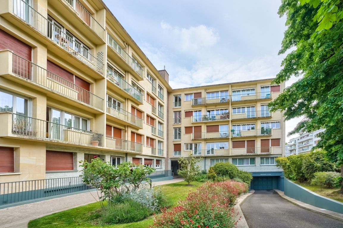 appartement 5 Pièces en vente sur LE VESINET (78110) - Plus de details