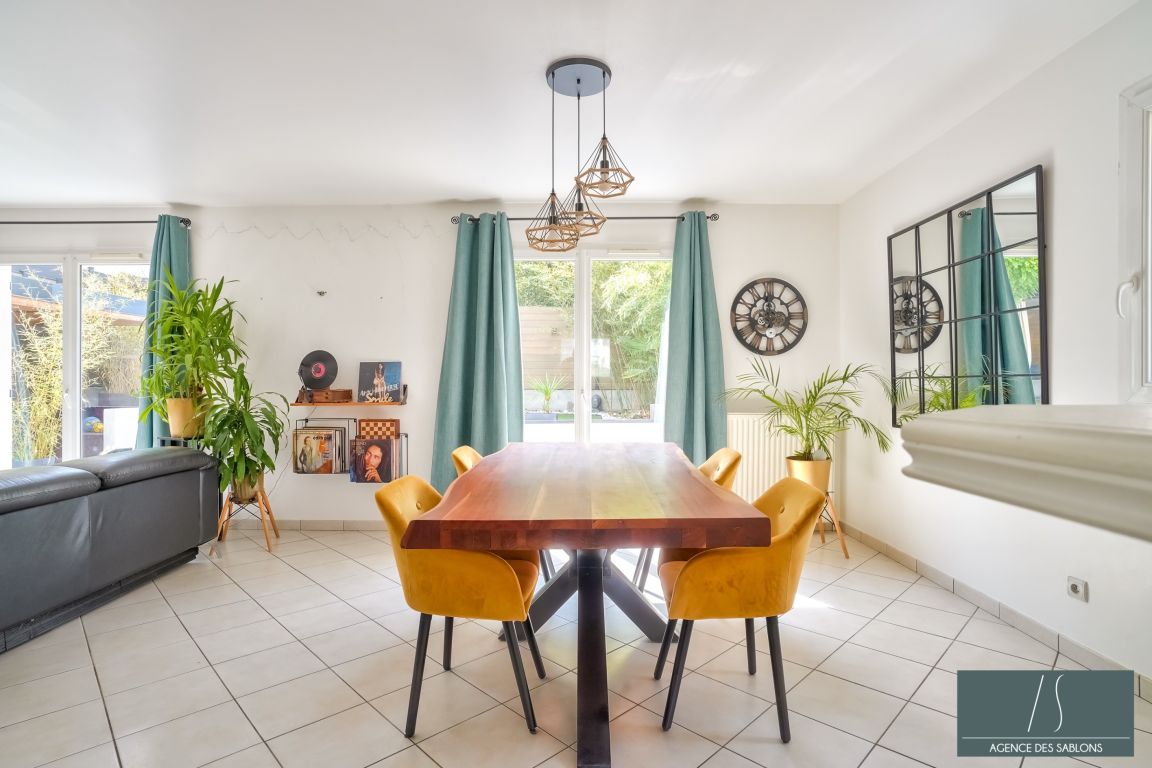 Vente Maison 6 Pièces 110 m² Montesson