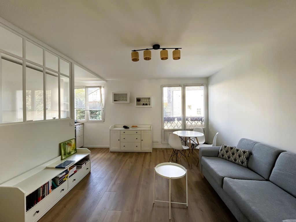 Rental Apartment 1 room 28 m² Le Vésinet