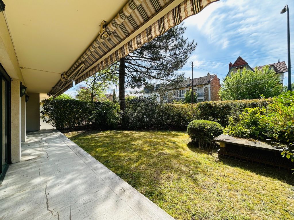 apartment 5 rooms for sale on LE VESINET (78110) - See details