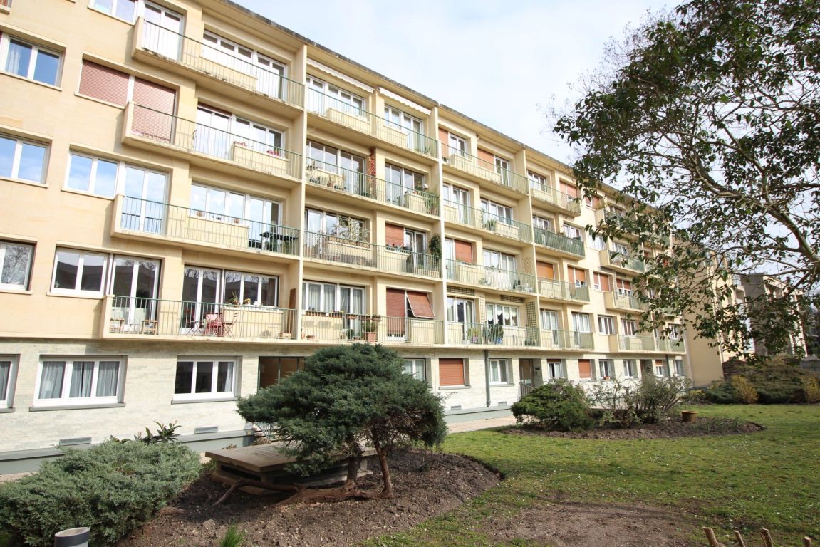 appartement 3 Pièces en vente sur LE VESINET (78110) - Plus de details