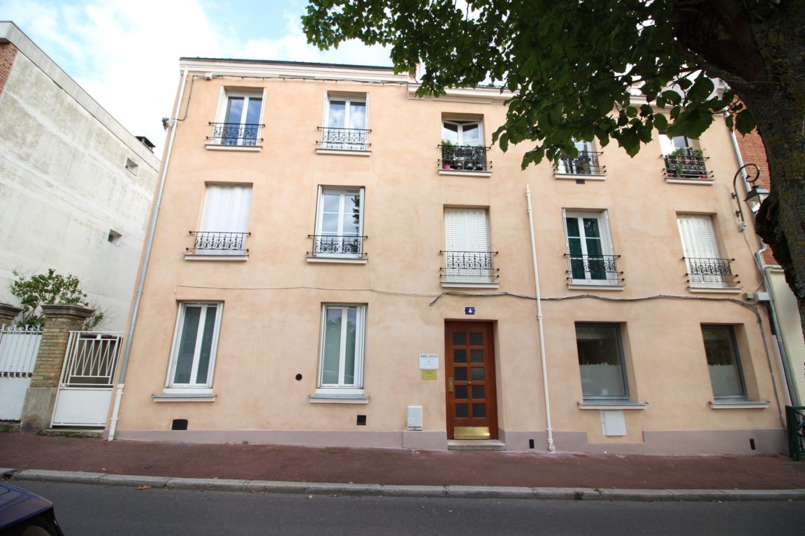 apartment 3 rooms for sale on LE VESINET (78110) - See details
