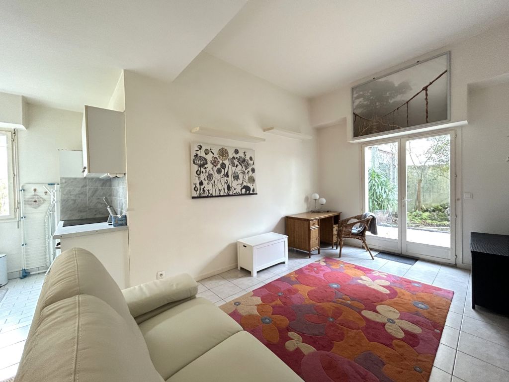 apartment 1 room for rent on LE VESINET (78110) - See details