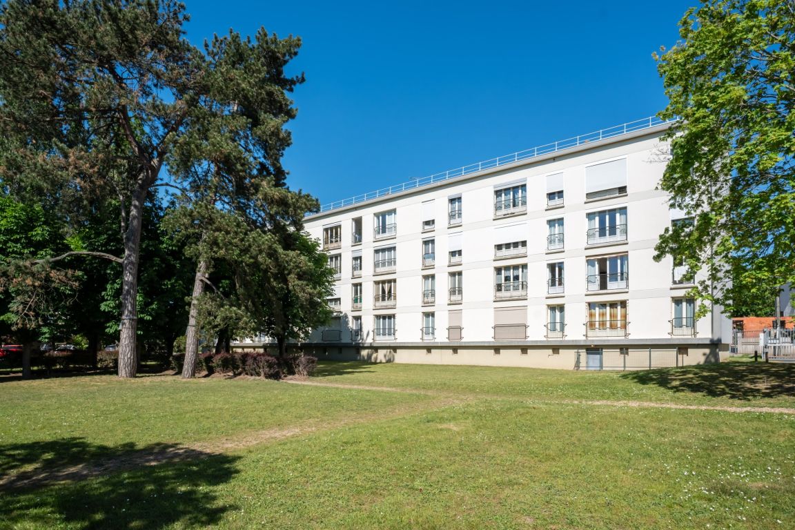 appartement 3 Pièces en vente sur CHATOU (78400) - Plus de details