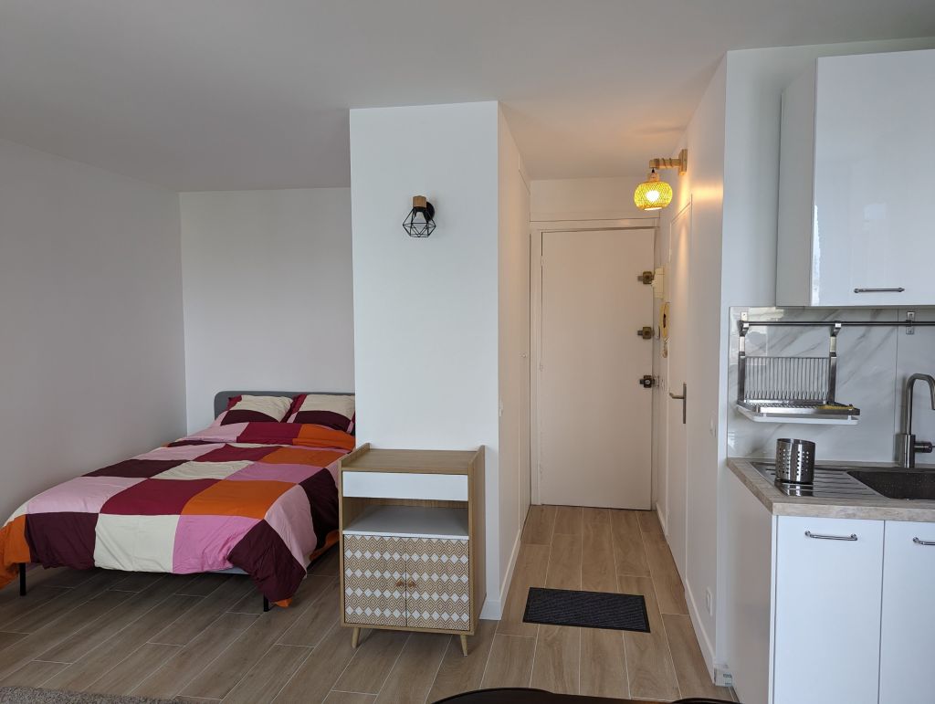 studio for rent on LE VESINET (78110) - See details
