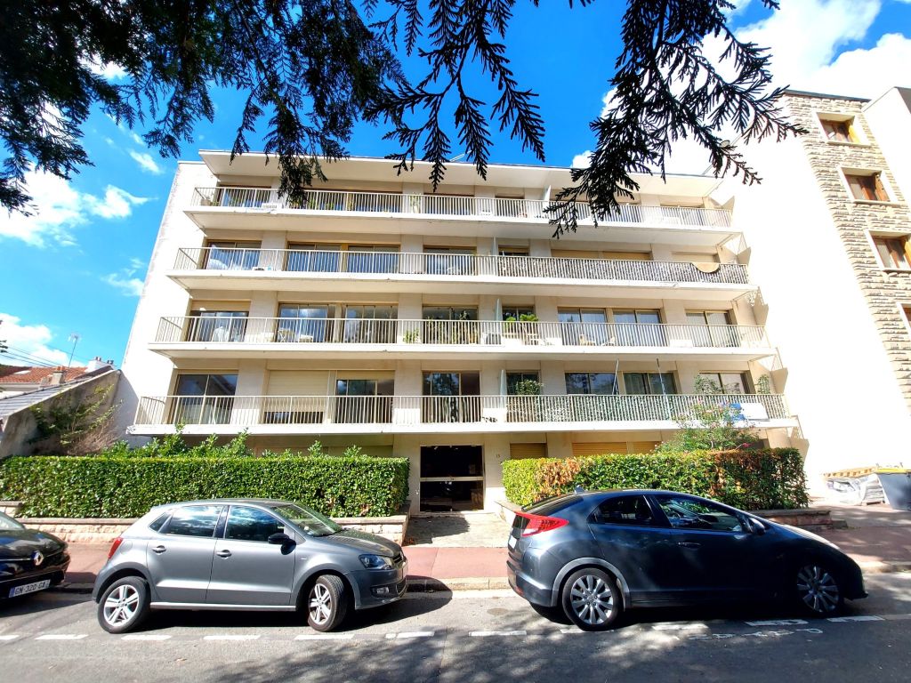 appartement 1 pièce en location sur LE VESINET (78110) - Plus de details